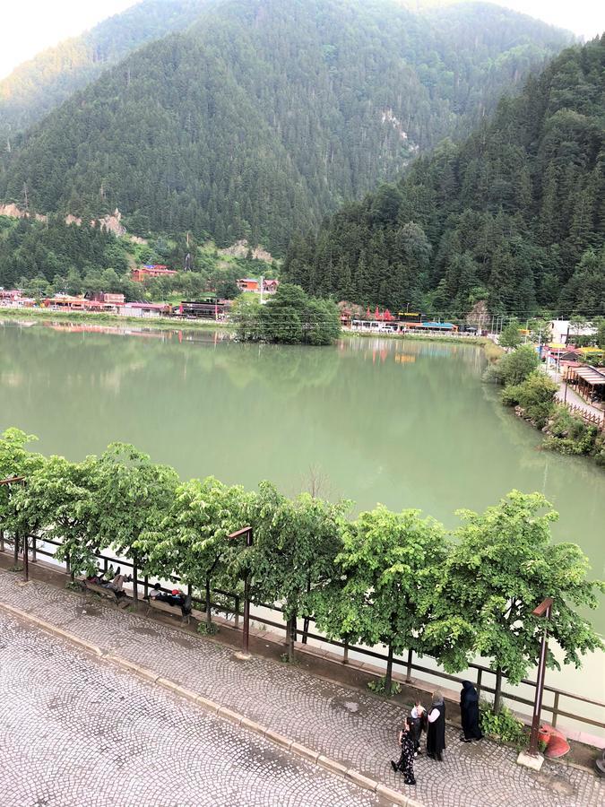 欧纳尔汽车旅馆 乌宗 外观 照片
